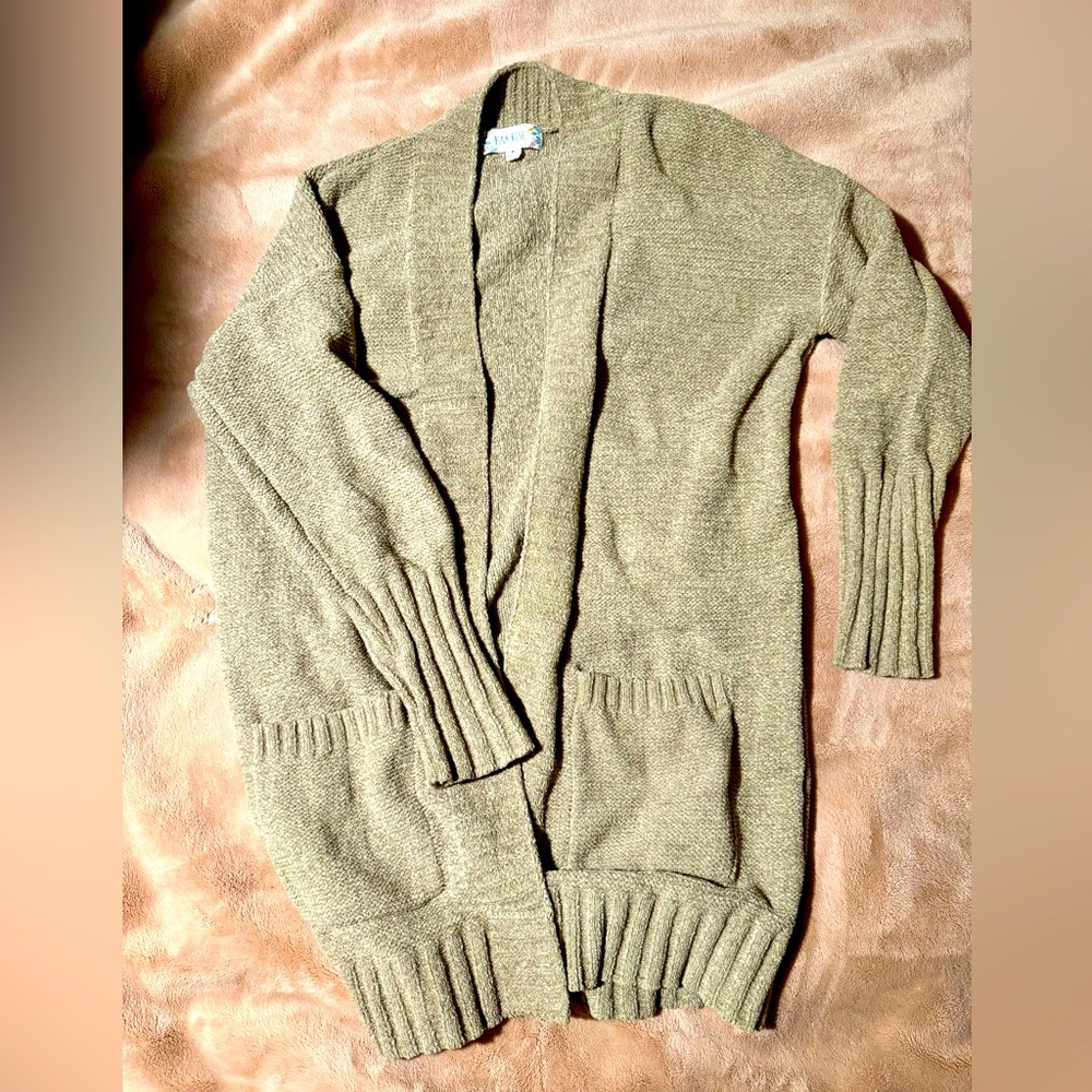 Women’s “Pink Rose” long beige sweater, like new!